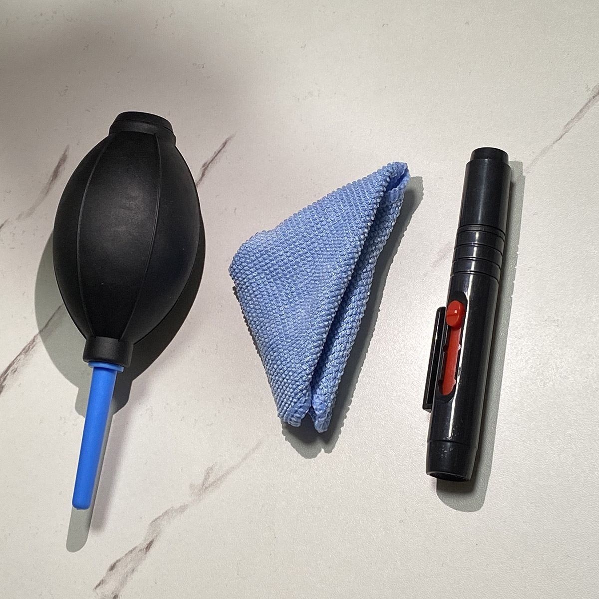 3-in-1 Cleaning Kit Air Dust B - Screen Cleaning Kit review and price